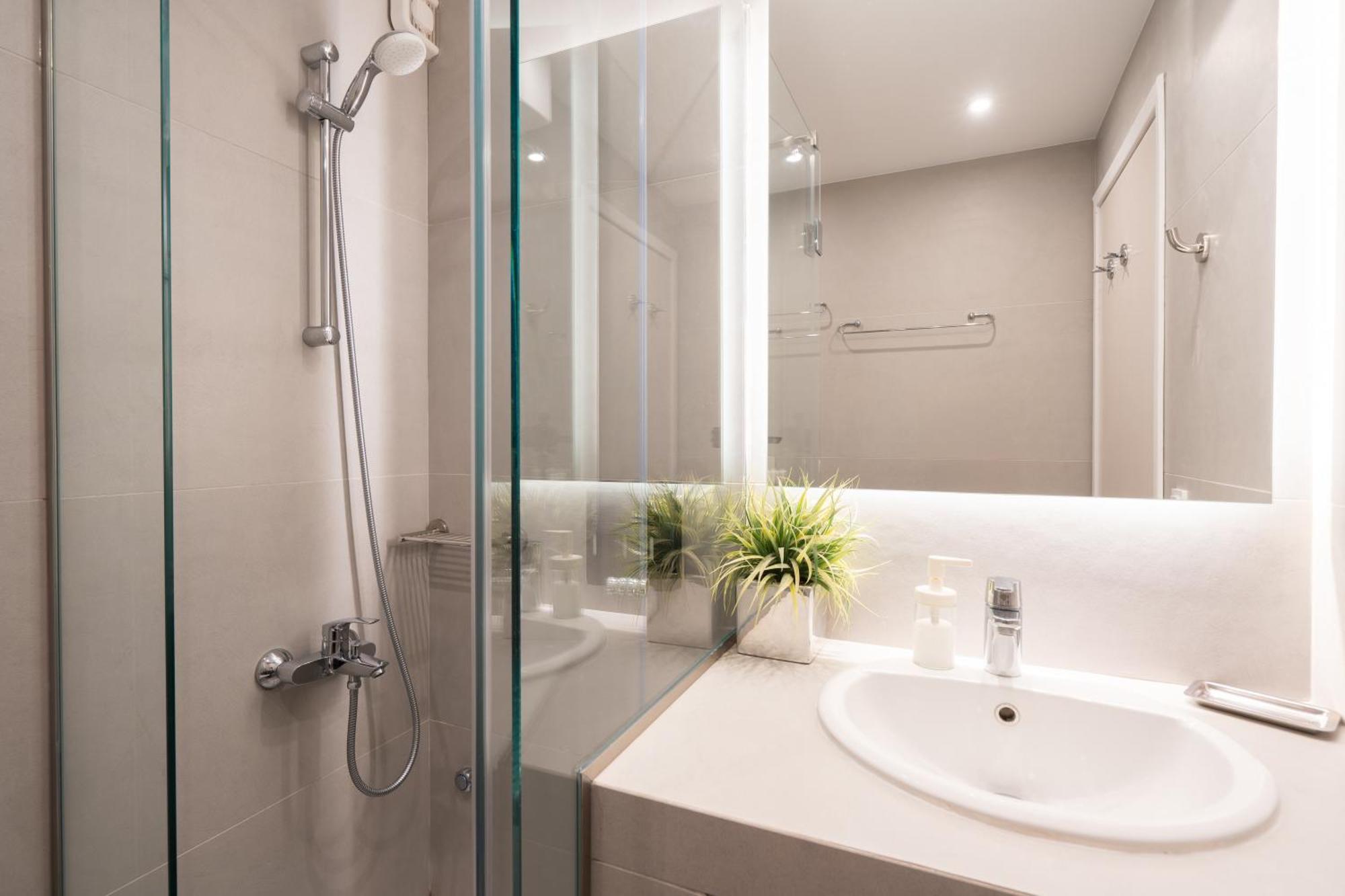 Bright, Cosy Studio Close To Glyfada Beach & Center เอเธนส์ ภายนอก รูปภาพ