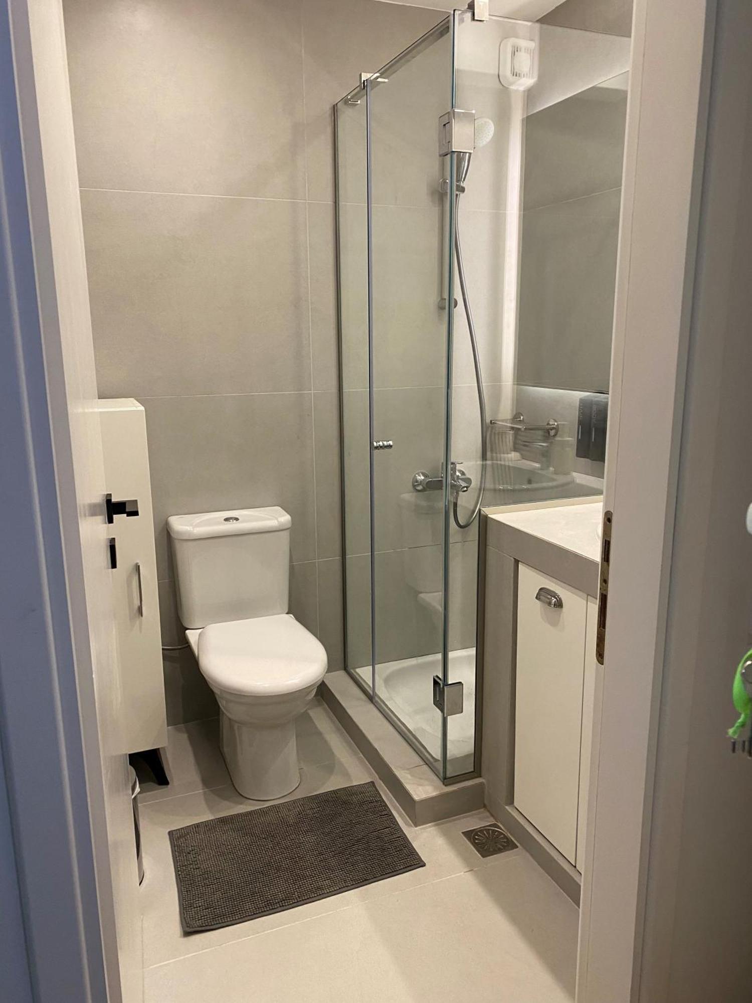 Bright, Cosy Studio Close To Glyfada Beach & Center เอเธนส์ ภายนอก รูปภาพ